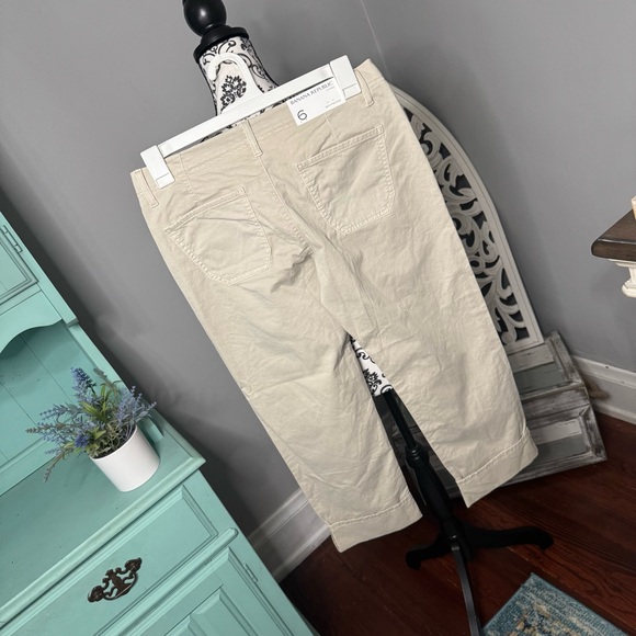 Banana Republic Boyfriend Rolled Cuff Chino Pant Size 6 NWT Cream Khaki - Picture 4 of 11